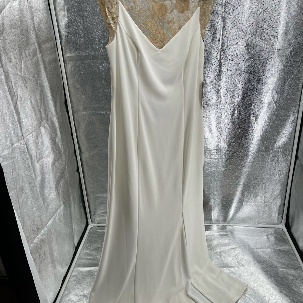 JS collection sz16 ivory and gold long sheath dress with 24” slit, lined NWT